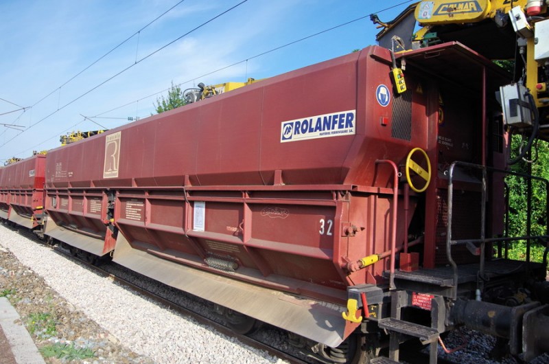 99 87 9 352 639-8 Falns (2019-08-27 gare de Famechon) TR32 (10).jpg (187.77 Kio) Vu 897 fois 99 87 9 352 639-8 Falns (2019-08-27 gare de Famechon) TR32 (10).jpg