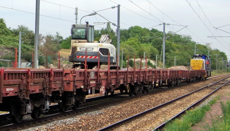 (7) 2019-08-27 gare de Saleux) 211-3 (7).jpg (177.04 Kio) Vu 1275 fois (7) 2019-08-27 gare de Saleux) 211-3 (7).jpg