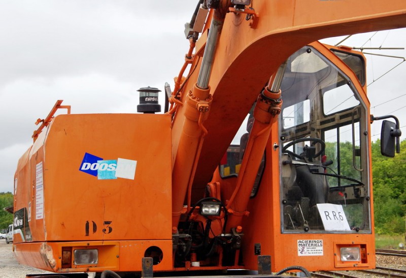 DOOSAN SOLAR 140WV-RW (2019-09-03 Poix de Picardie) Delcourt Rail D3 (12).jpg