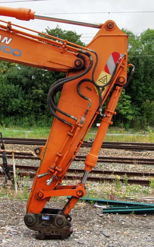 DOOSAN SOLAR 140WV-RW (2019-09-03 Poix de Picardie) Delcourt Rail D3 (19).jpg