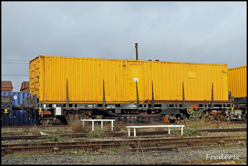 99 87 938 3 696-1 Coutras02 210112-border.jpg