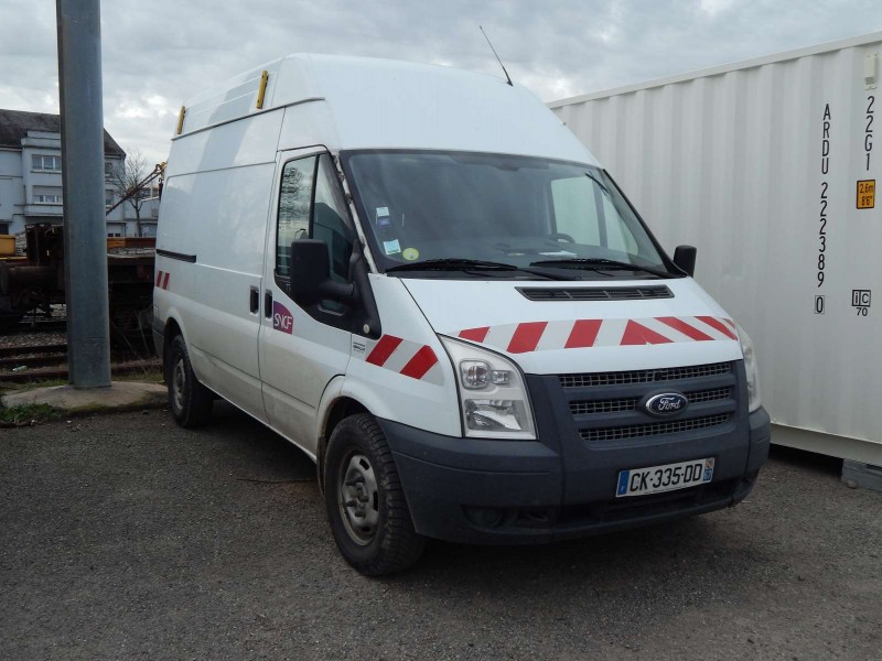 FORD TRANSIT - CK 355 DD - SNCF.jpg