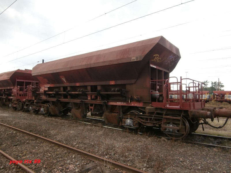 Uas D12-6 80 87 977 9 071-0=8.JPG
