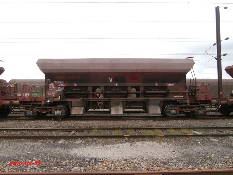 Uas D12-6 80 87 977 9 460-5=7.JPG