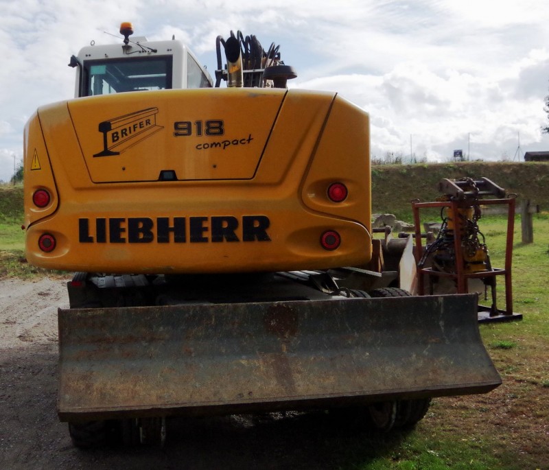 Liebherr A 918 Compact - WLHZ1192VZK080189 - BRIFER - 3 (19) (light).jpg