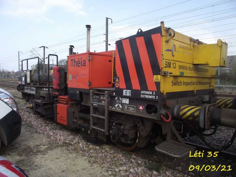 Théia_f.JPG (294.36 Kio) Vu 9764 fois Théia_f.JPG