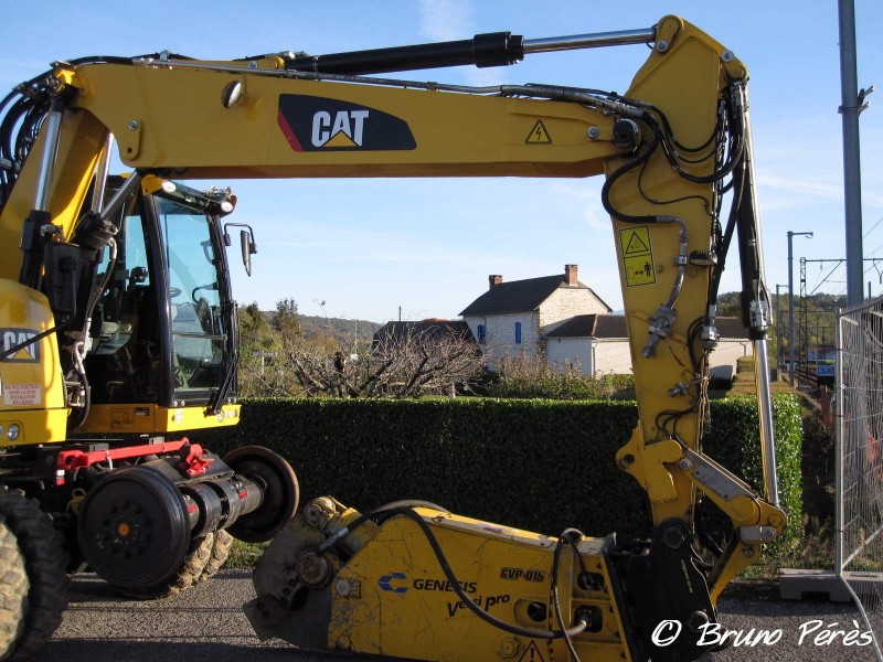 CAT M323F - RH300198 - Gavend (10)  (light).JPG