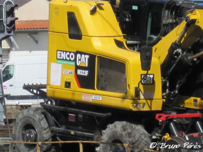 CAT M323F - RH.00318 - Enco (2) (light).JPG