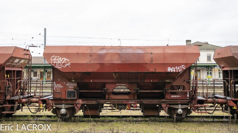 Train 2023 12 31 (3).JPG (480.46 Kio) Vu 282 fois Train 2023 12 31 (3).JPG