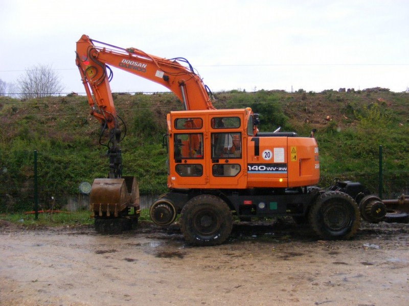 DOOSAN SOLAR 140WV RW - DWBHETOT60055008 (10) (Copier).JPG