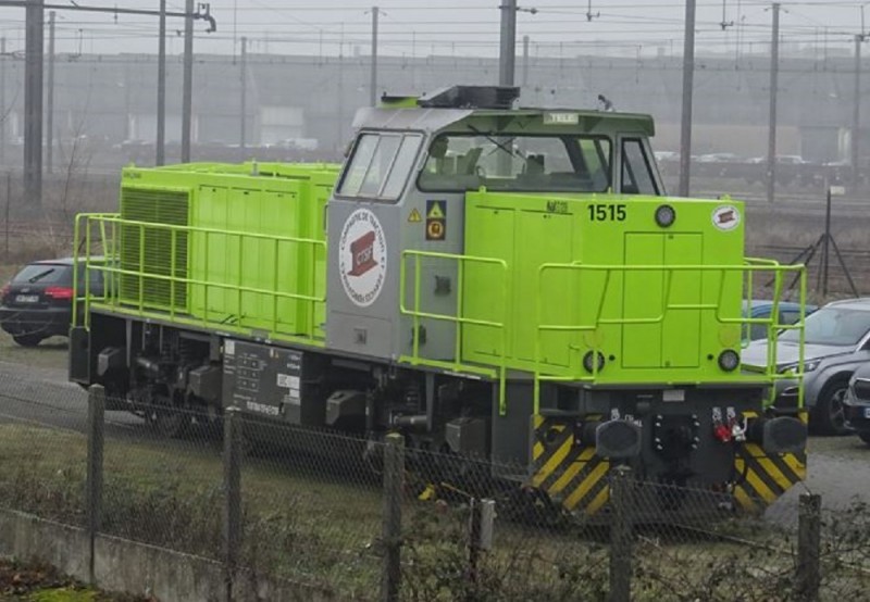 61757R.jpg