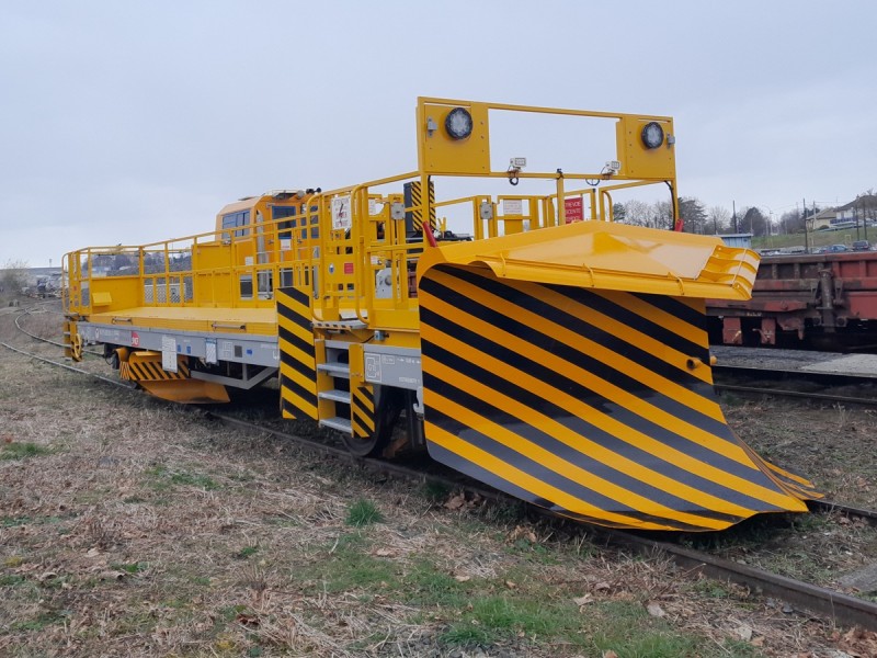 Chasse-Neige K25 - 99 87 9 392 000-5 - SNCF RESEAU (Aurillac 2025-03-14) Photo n°1.jpg