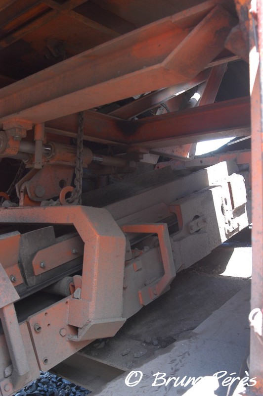 Cribleuse SPRO 1000 - 99 87 9 350 510-3 - Colas Rail (18) (light).jpg