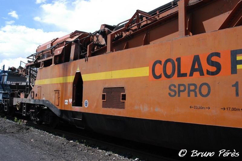 Cribleuse SPRO 1000 - 99 87 9 350 510-3 - Colas Rail (28) (light).jpg