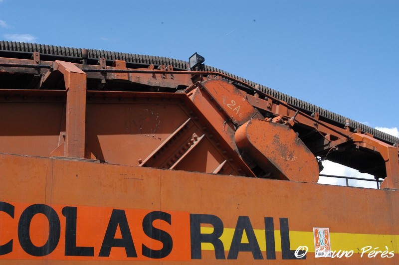 Cribleuse SPRO 1000 - 99 87 9 350 510-3 - Colas Rail (31) (light).jpg