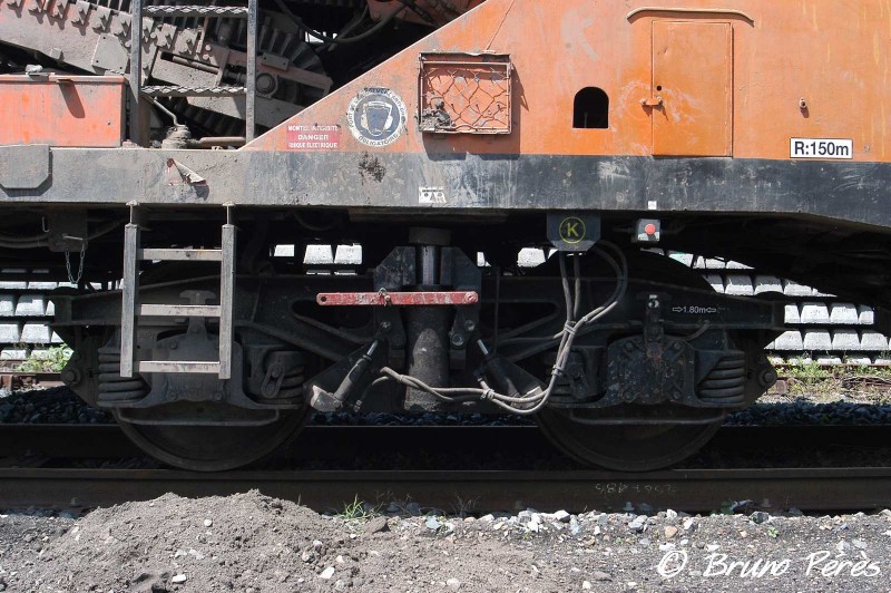 Cribleuse SPRO 1000 - 99 87 9 350 510-3 - Colas Rail (43) (light).jpg