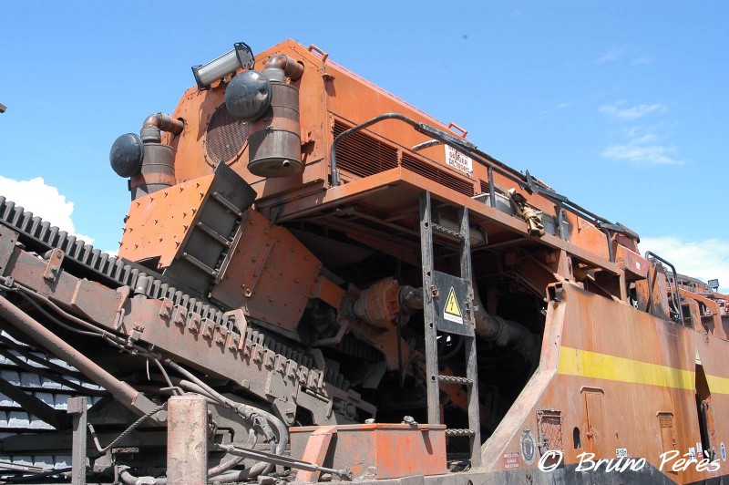 Cribleuse SPRO 1000 - 99 87 9 350 510-3 - Colas Rail (45) (light).jpg