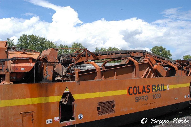 Cribleuse SPRO 1000 - 99 87 9 350 510-3 - Colas Rail (53) (light).jpg