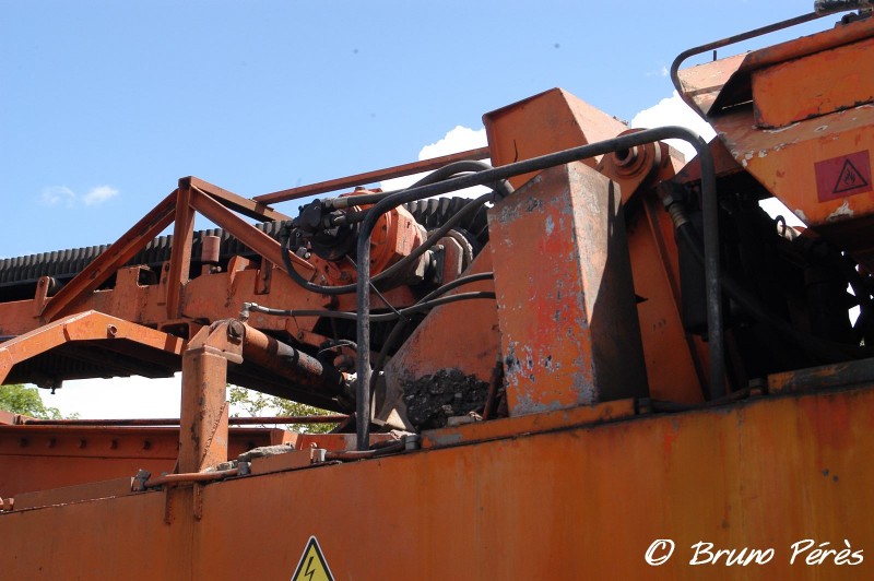 Cribleuse SPRO 1000 - 99 87 9 350 510-3 - Colas Rail (67) (light).jpg