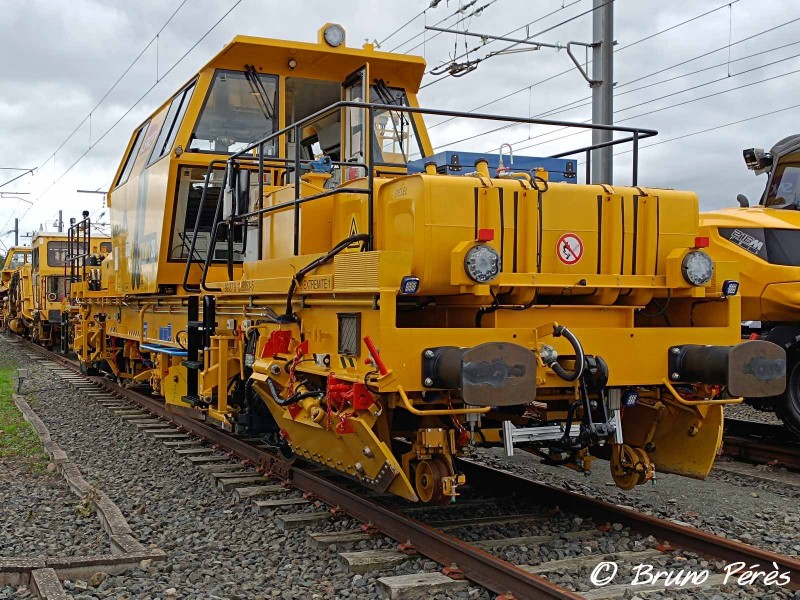 Combi 20 - 99 87 9 228 053-5 - 9.352 - LM (1) (light).jpg