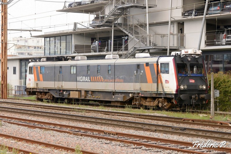 99 87 916 2 028-4 ESV702 Bordeaux01 250925.JPG