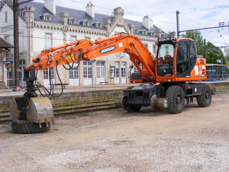 DOOSAN DX160 WRR - DWBEUR06EA0055123 (1) (Copier).JPG