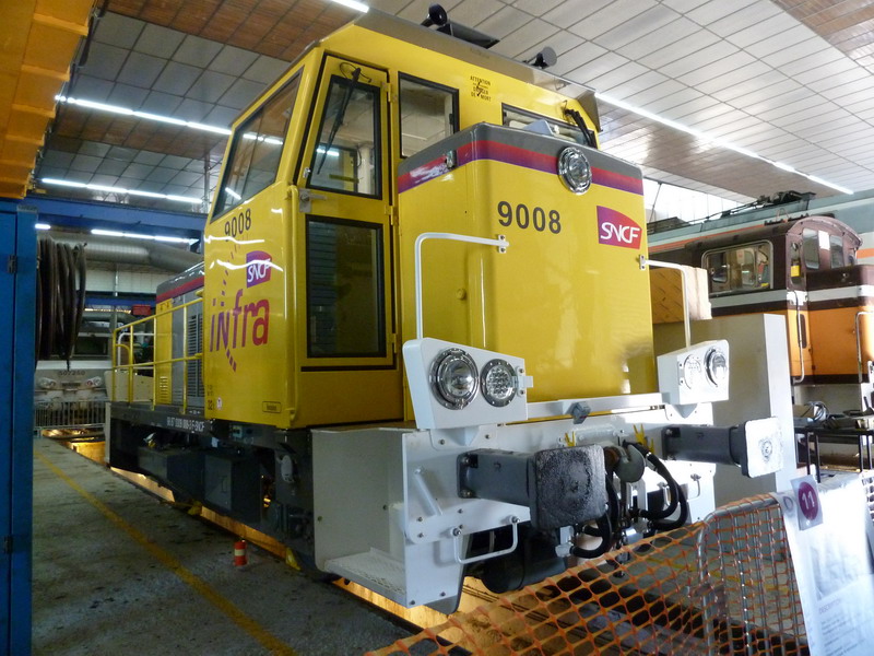 Y.9008 (2012-09-15 Technicentre St Pierre des Corps) ex 7436 (7).jpg