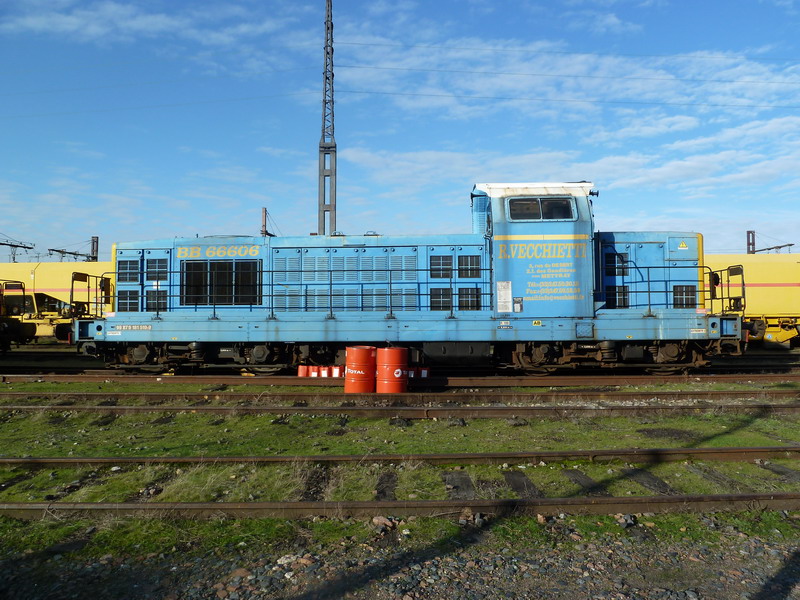 66606 (2014-01-10 St Pierre des Corps) Livrée bleue R.Vecchietti (1).jpg