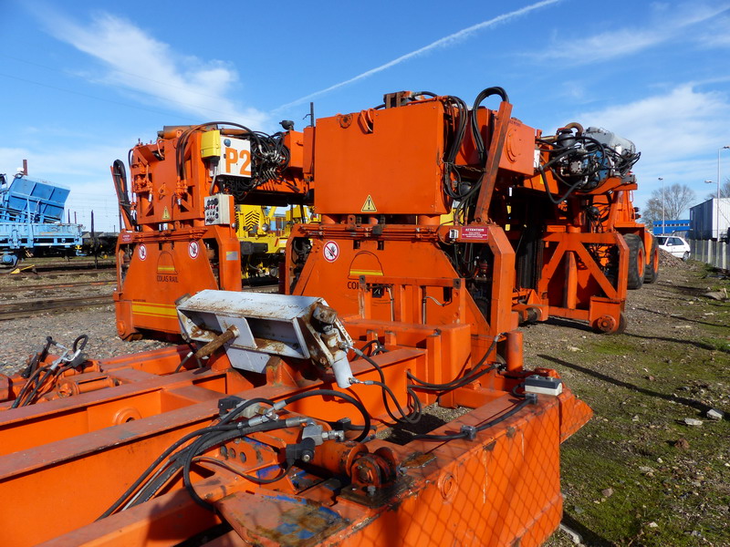 Portique P2 Colas Rail (2014-02-17 St Pierre des Corps) (1).jpg