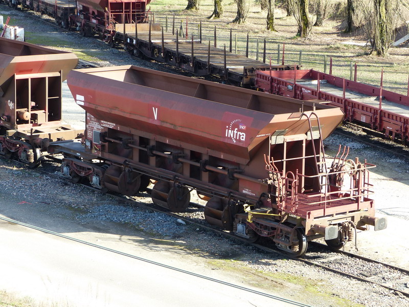 80 87 977 7 888-9 Uas D 12 6 (2014-03-05 St Pierre des Corps) (1).jpg