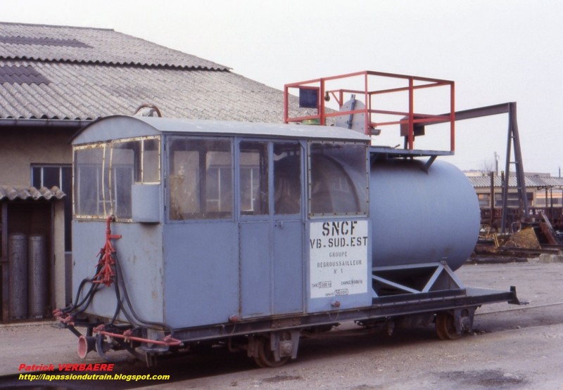 Lorry SNCF VB SUD EST groupe debrousailleur N 1.jpg