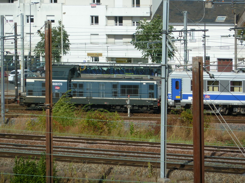 66170 (2012-09-24 Tours) Train Mauzin.jpg