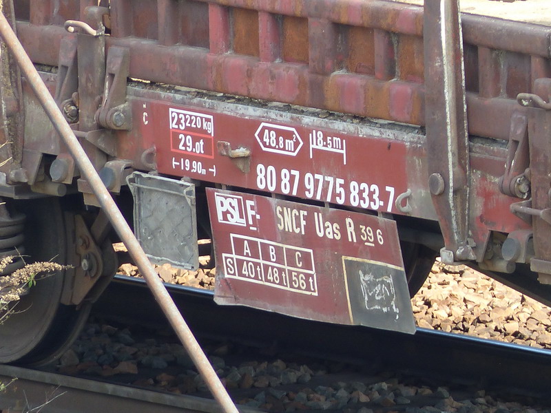 80 87 977 5 888-7 Uas R39 6 (2014-03-28 St Pierre) (2).jpg