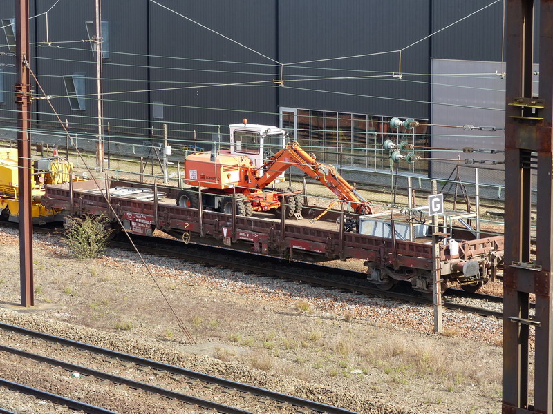 80 87 977 5 888-7 Uas R39 6 (2014-03-28 St Pierre) (1).jpg