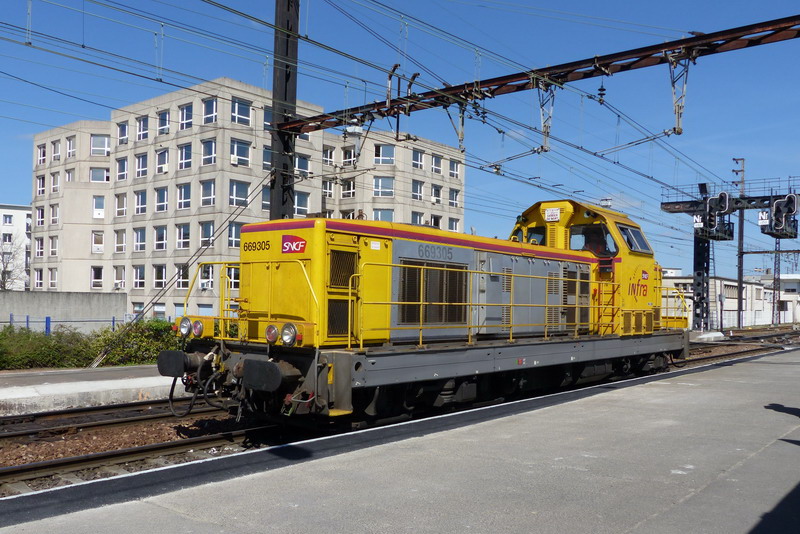 69305 (2014-04-09 gare de St Pierre des Corps) (3).jpg