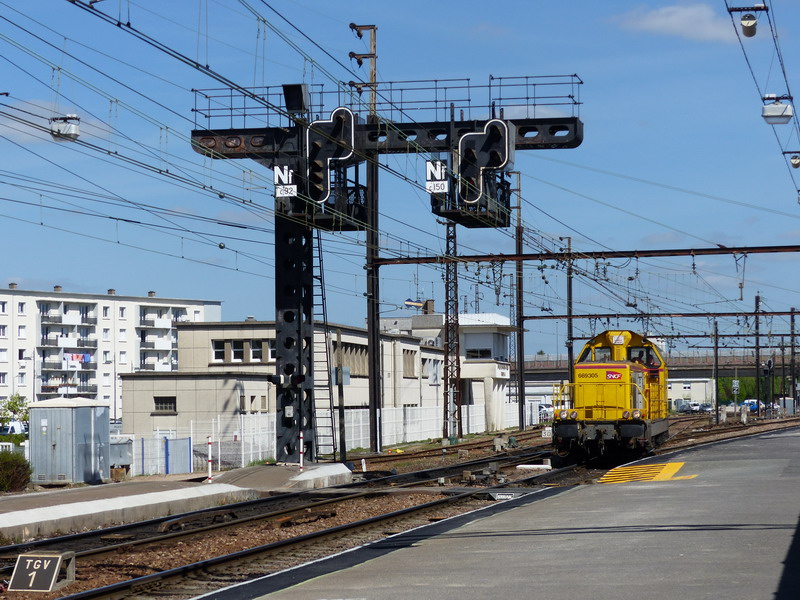 69305 (2014-04-09 gare de St Pierre des Corps) (1).JPG