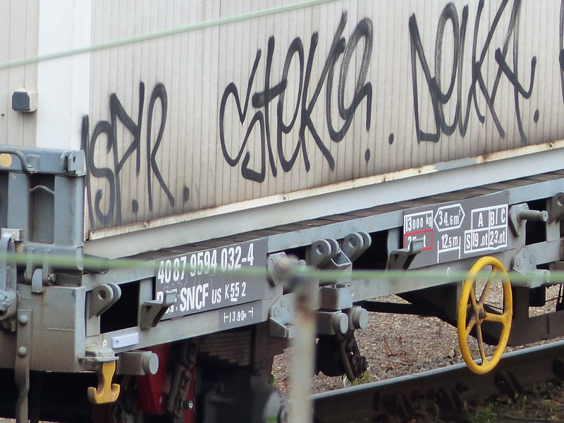 40 87 959 4 032-4 Us K55 2 F SNCF-RO (2014-04-25 St Pierre des Corps) (4).jpg