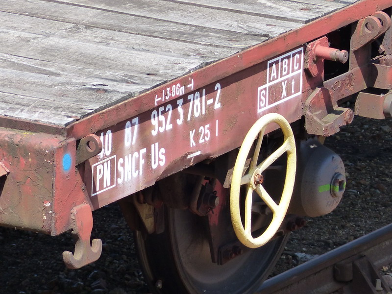 40 87 952 3 781-2 Us K25 1 SNCF-PN (2014-05-19 St Pierre des Corps) (2).jpg