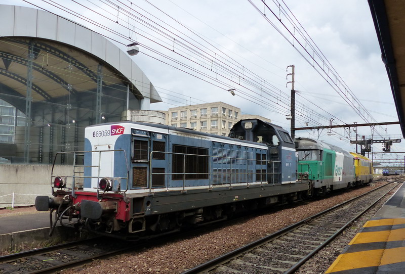 66059 (2014-06-02 gare de St Pierre des Corps) (1).jpg
