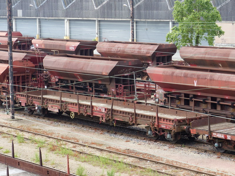 80 87 977 5 791-7 Uas R39 6 SNCF-PSL (2014-05-02 St Pierre des Corps) (1).jpg