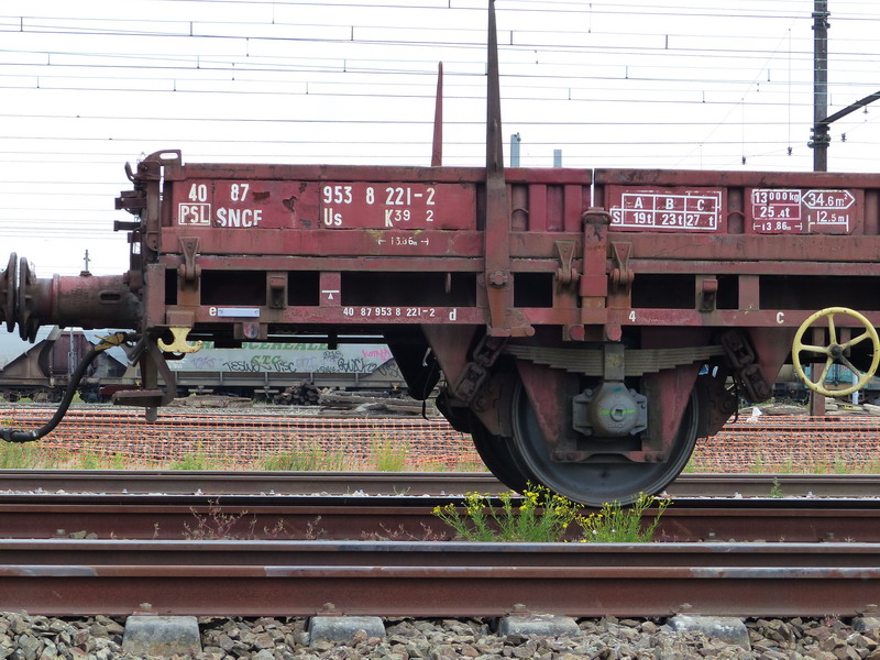 40 87 953 8 221-2 Us K39 2 SNCF-PSL (2014-06-15 SPC Infrapôle LGV A) (2).jpg