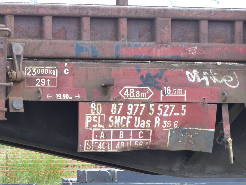 80 87 977 5 527-5 Uas R39 6 SNCF (2014-06-15 SPC Infrapôle LGVA) (2).jpg