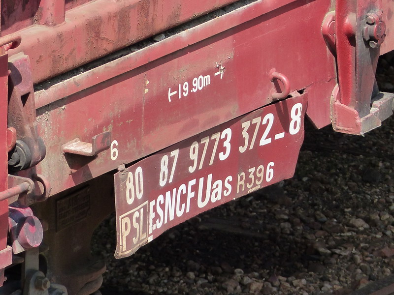 80 87 977 3 372-8 Uas R39 6 F SNCF-PSL (2014-05-05 St Pierre des Corps) (2).jpg