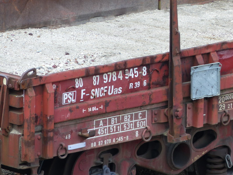 80 87 978 4 945-8 Uas R39 6 F SNCF-PSL (2014-06-25 St Pierre des Corps) (2).jpg