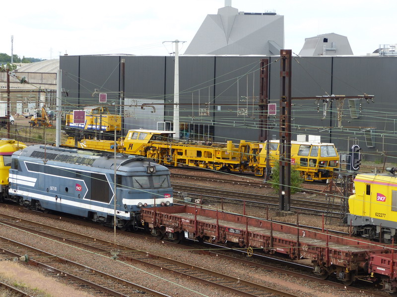 67510 (2014-06-30 St Pierre des Corps) + 67423 (3).jpg