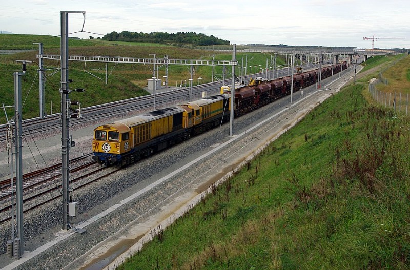 20100914ma-lgv-rr-gare-bft+mbd-vers-villersexel-um2class58-cc58018tso+cc58036etf+tremies-v-vides+um2g1206vosslohvfli-733+736-vt-imgp5871retoucheauto-recadre900.jpg
