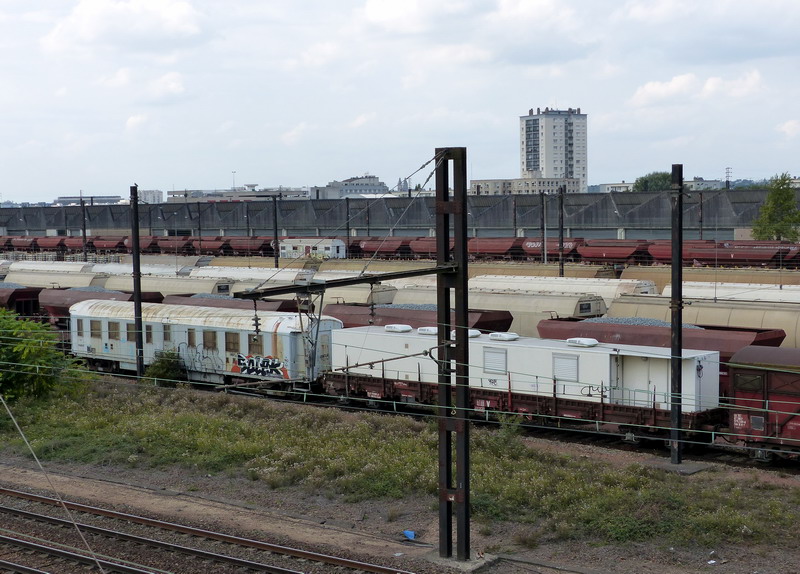 80 87 977 4 502-9 Uas R39 2 SNCF-PSL (2014-10-04 SPDC) (7).jpg