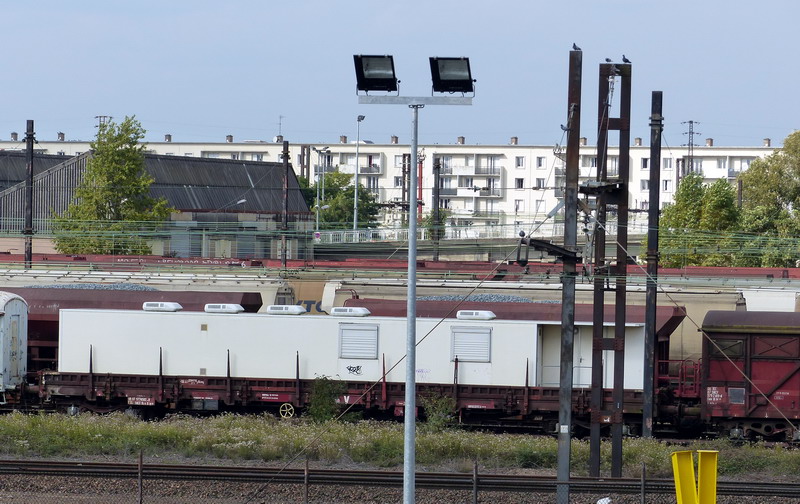 80 87 977 4 502-9 Uas R39 2 SNCF-PSL (2014-10-04 SPDC) (6).jpg