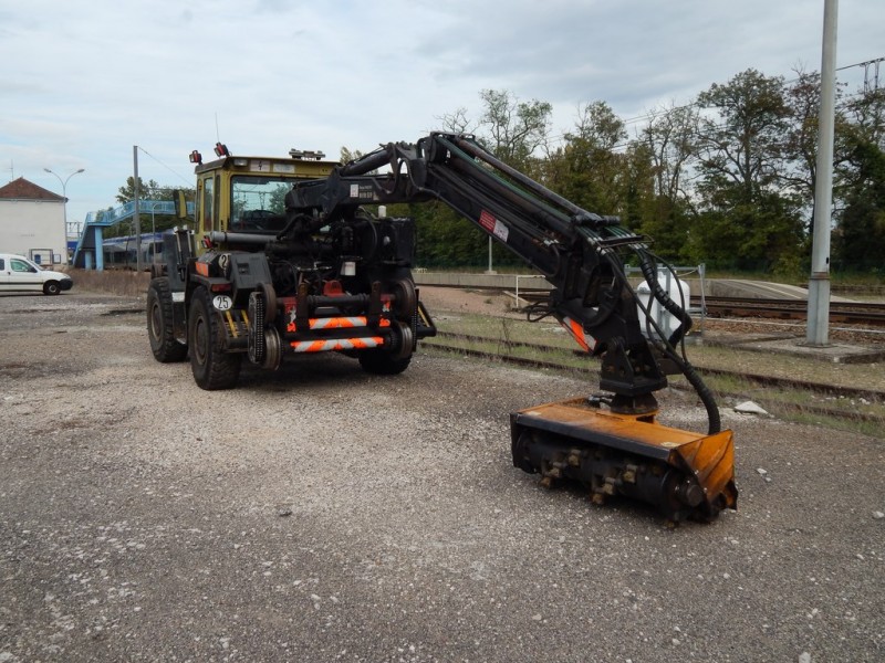 UNIMOG MC130 - LORRY 304 - INFRA (7) (Copier).JPG