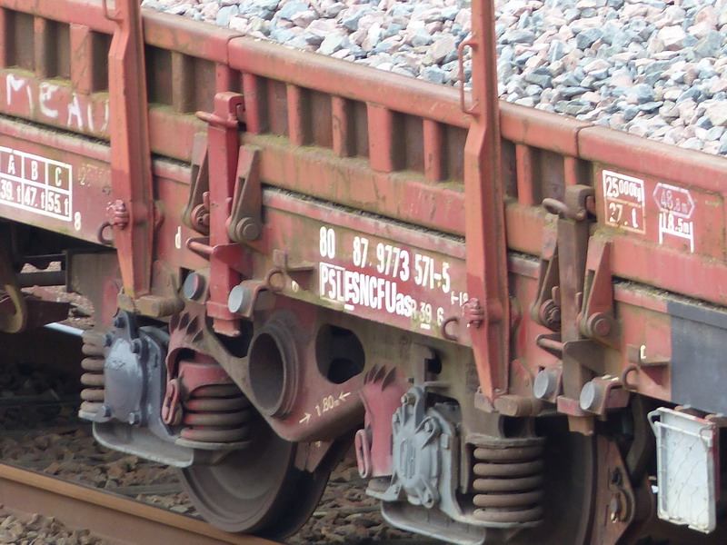 80 87 977 3 571-5 Uas R39 6 F SNCF-PSL (2014-10-24 SPDC) (2).jpg